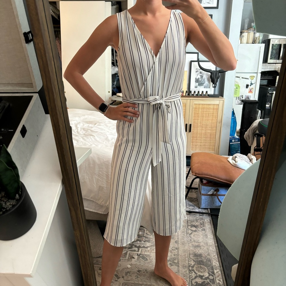Forever 21 | Size S | Black and White Striped Jumpsuit